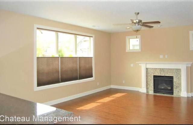 945 SE Bayshore Circle Gallery 4