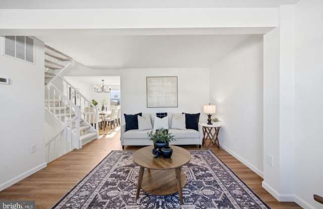 6909 DOUBLEBRAND Court Gallery 3