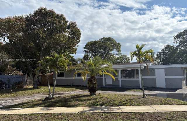 1106 NW 18th Ct photos photos