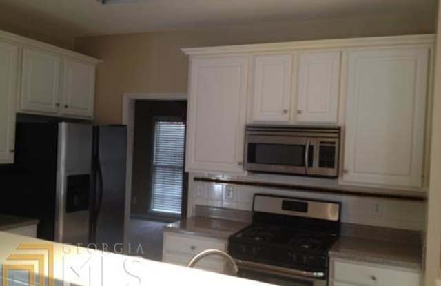1810 Lake Cove Dr Gallery 4