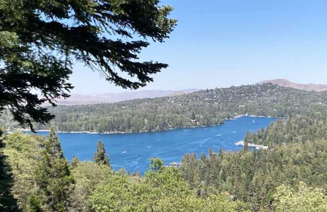Terrific Lake View Gallery 3