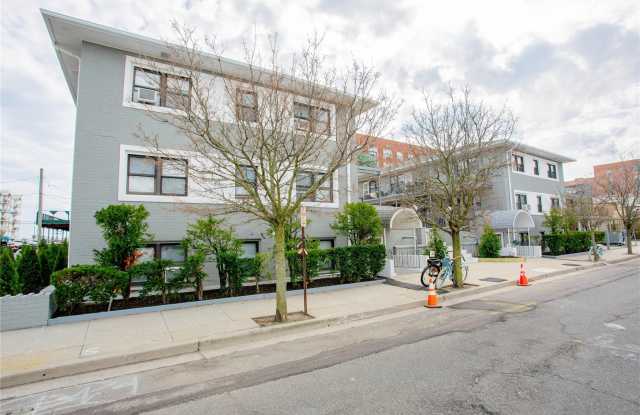 470 E Broadway photos photos