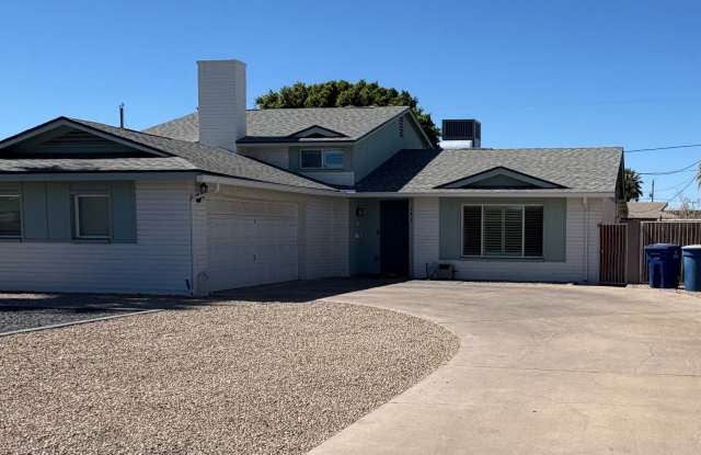 Spacious 5-bedroom home near ASU! Gallery 1