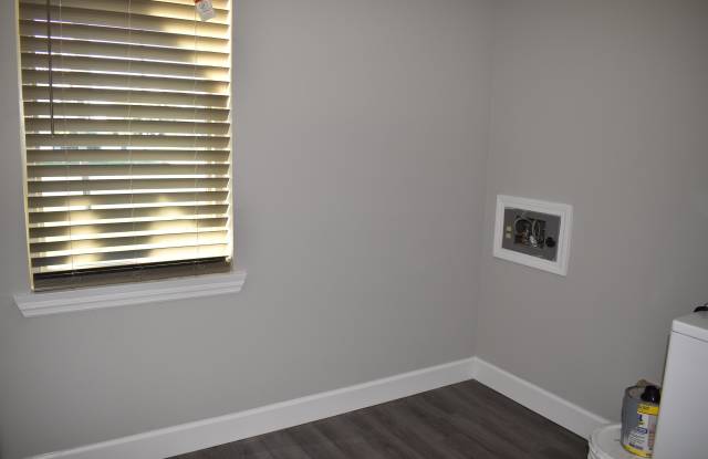 1156 Jenks Avenue - 1 Gallery 4