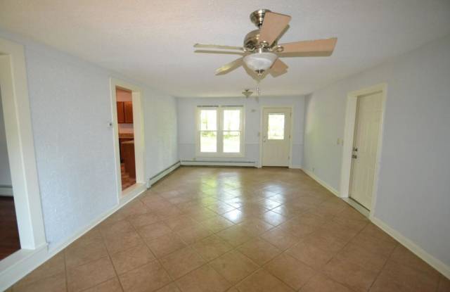 10905 Irwin Avenue S Gallery 3
