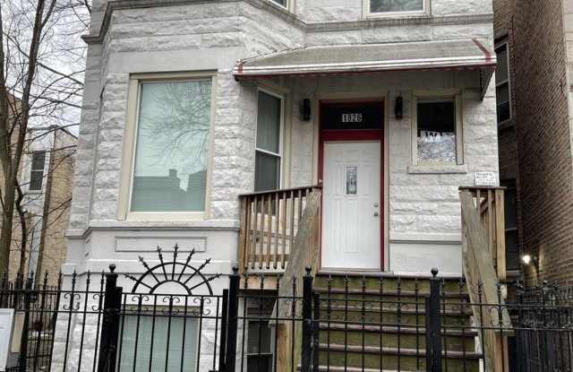 1826 S Hamlin Avenue photos photos