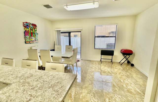 10490 W 33RD Way Gallery 4