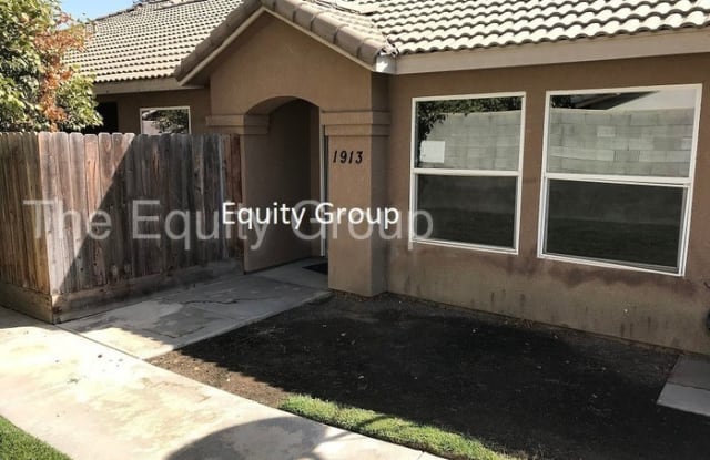 1913 Bella Oaks Drive - 1913 Vista Bella, Oceanside, CA 92057