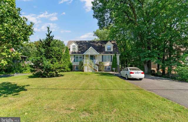 6703 OAK Drive Gallery 1