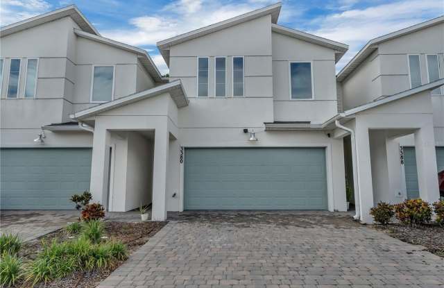 3380 Bellissimo Avenue photos photos