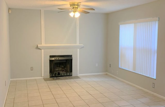 4874 S. Semoran Blvd. #1703 - 4874 Semoran Boulevard, Orlando, FL 32822