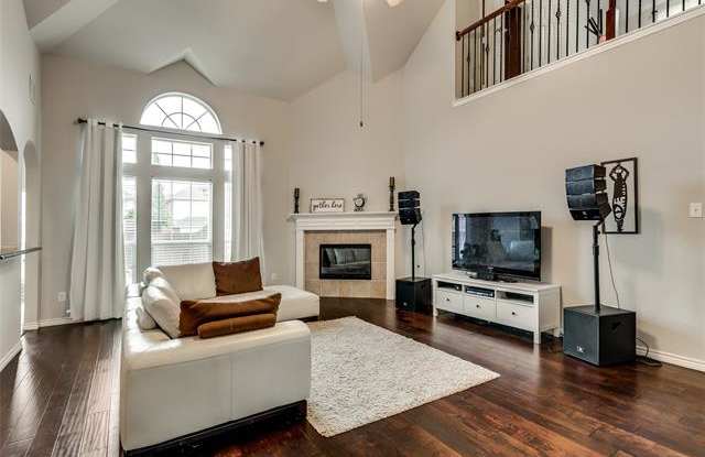 10842 Providence Drive Gallery 2
