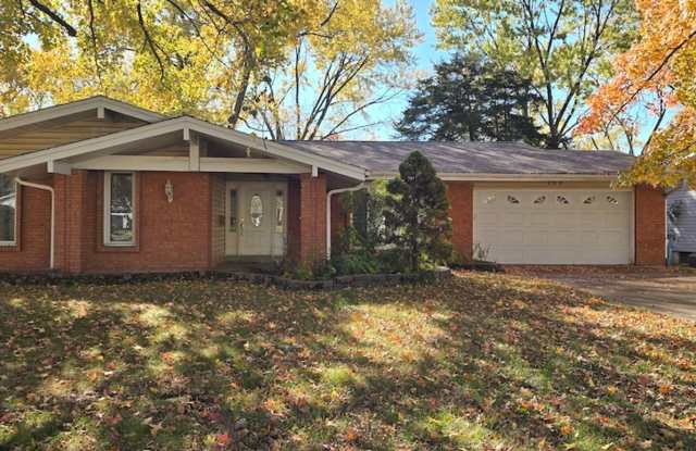 Nice House for Rent in Hazelwood - 700 Lamplight Lane, Hazelwood, MO 63042