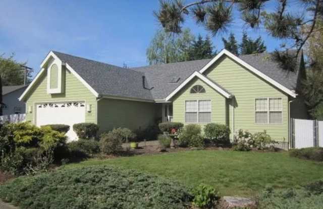 Spacious 3 bedroom 2 bathroom home photos photos