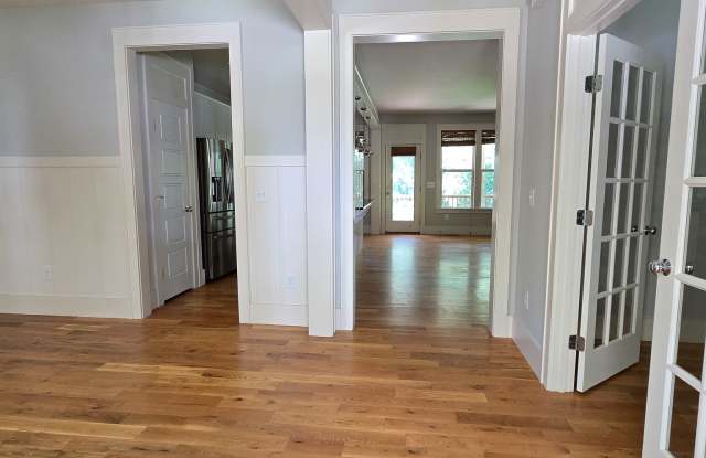 508 Edgepine Dr Gallery 4