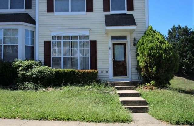 3957 Hartlake Street - 3957 Hartlake Street, Lake Ridge, VA 22192