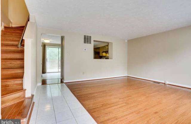 4906 SUGAR MAPLE LANE Gallery 3