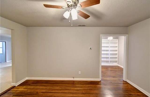 5300 Taylor Road Gallery 3