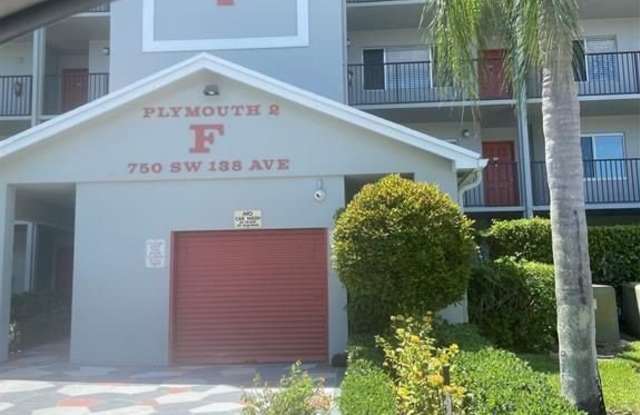 750 SW 138th Ave photos photos