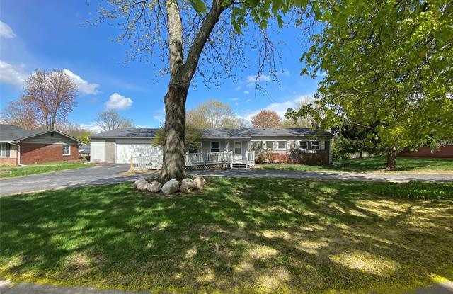 28932 FARMINGTON Road - 28932 Farmington Road, Farmington Hills, MI 48334