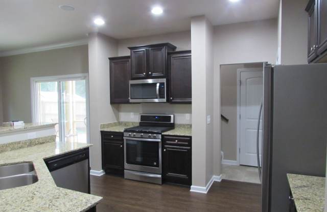 Available in Wood Ridge Subdivision! Gallery 4