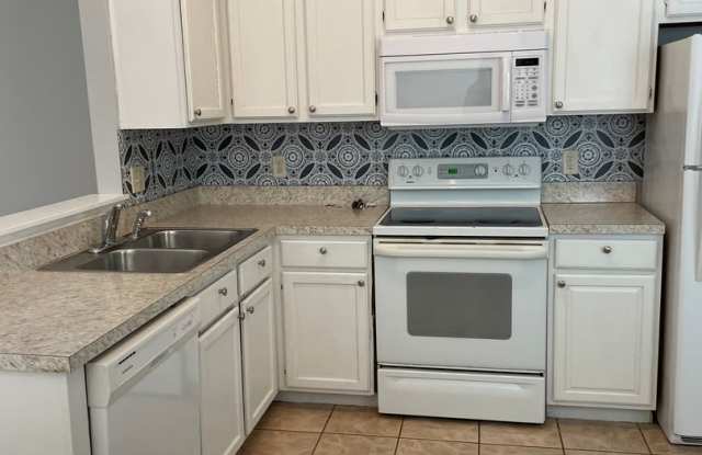 Well kept 3/2 with garage in Seminole county Apopka photos photos