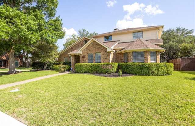 3600 Longbow Lane Gallery 2