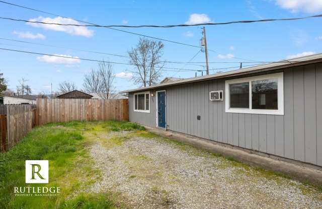 Updated 3 Bed/3Bath House in Medford! photos photos