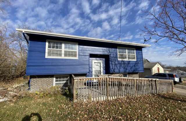 3408 Easton Blvd photos photos