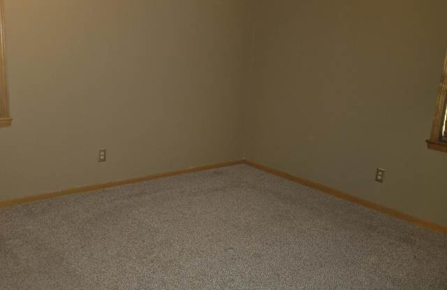 8209 Claiborne Drive Gallery 4