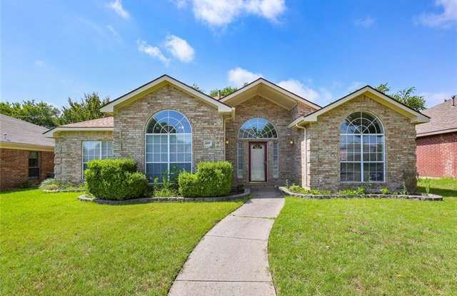 2207 Summit Drive - 2207 Summit Drive, McKinney, TX 75071