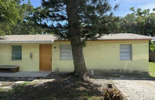 4935 Gulfstream Road Gallery 1