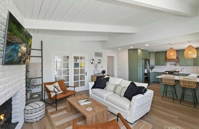 33935 Violet Lantern Street photos photos