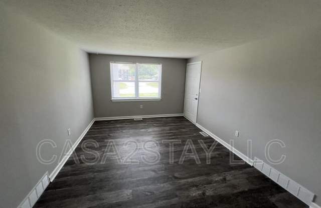4805 Saddlebrook Lane Gallery 4