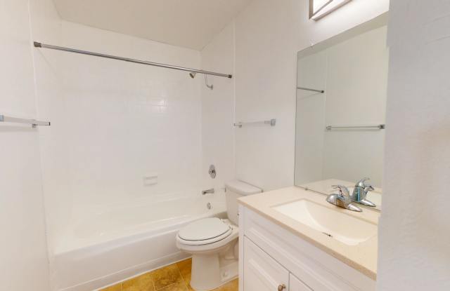 2055 Sacramento Apartments Gallery 4