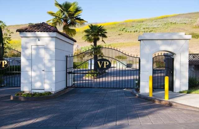 3 Bed 2.5 Bath Single Family Home In Sam Ramon photos photos