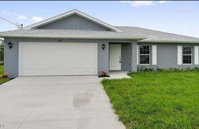 4023 NE 23rd Place photos photos