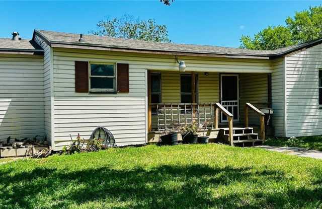 1202 Devon Drive photos photos