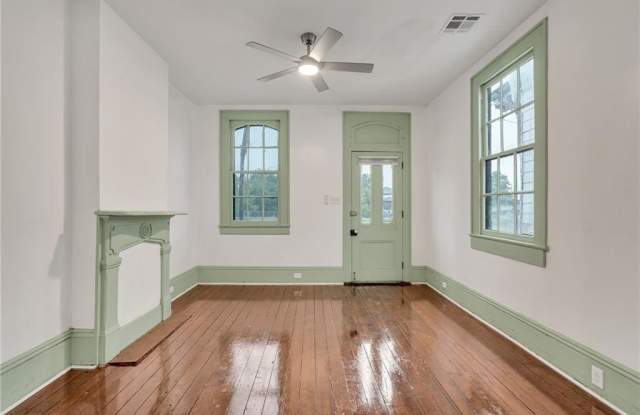 1614 ANNETTE Street Gallery 2