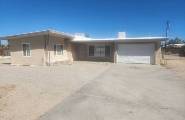 Spacious 3 Bedroom 2 Bath Home photos photos