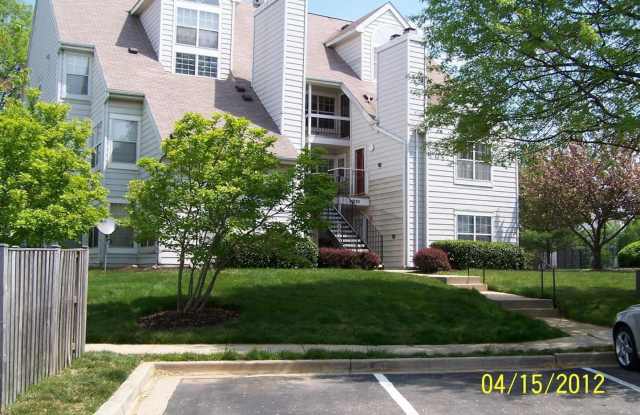 Second floor unit for added privacy  security - 14035 Vista Drive, Laurel, MD 20707