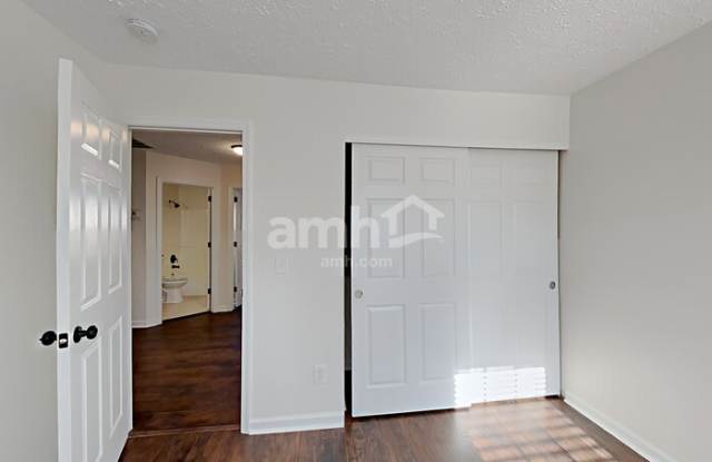 709 Comanche Court photos photos