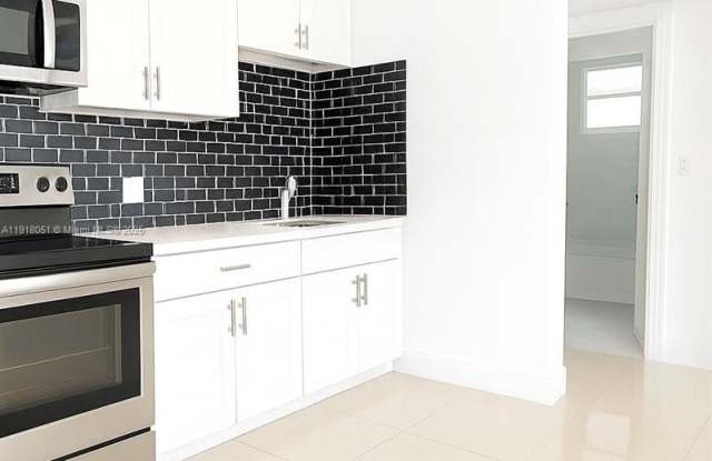 724 NW 3rd Ct photos photos 724 NW 3rd Ct photos photos