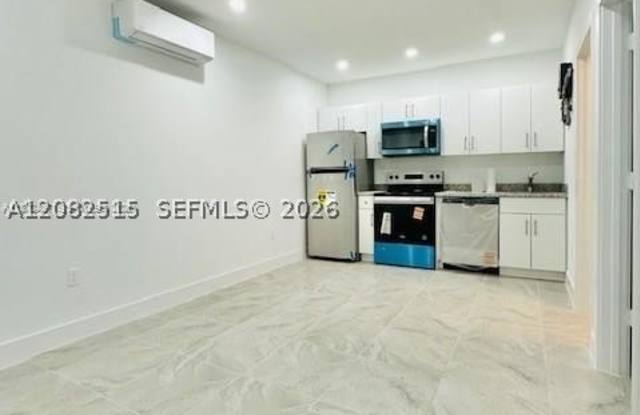 3300 SW 80th Ave photos photos