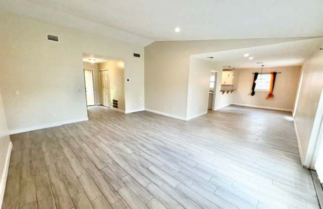 Longwood - 3 Bedroom, 2 Bathroom - $2,495.00 Gallery 3