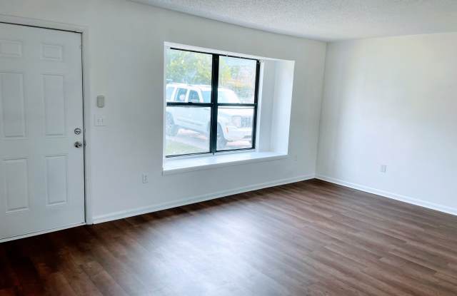 504 Sapphire Lane Gallery 3