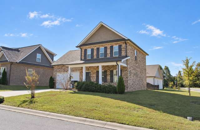Pet-Friendly 3-Bedroom Home with Upstairs Bonus Room & Fenced Backyard Gallery 1