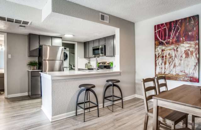 Preslee Apartments Gallery 1