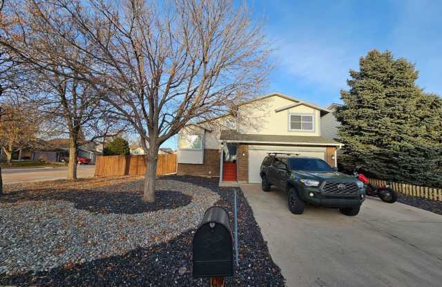 3 Bed 2 Bath In Fountain Valley Ranch!! Gallery 3