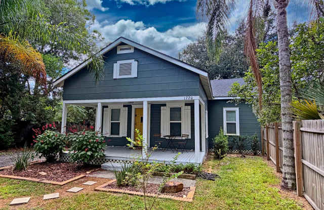Available fully furnished or unfurnished, this beautifully renovated 3-bedroom, 1.5-bathroom home plus an office is located in the highly desirable San Marco area. photos photos